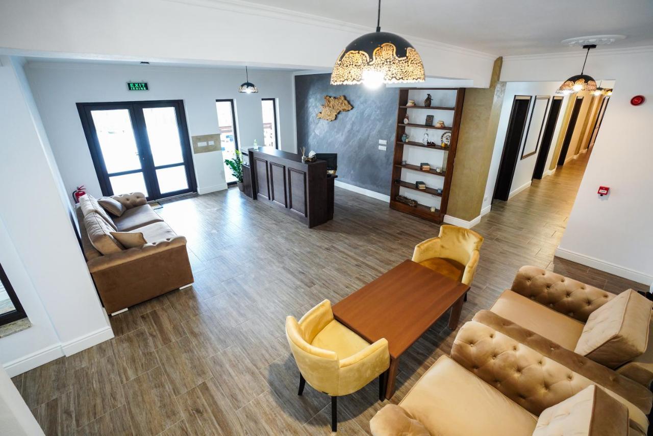 Hotel Yara Vişeu de Sus Extérieur photo