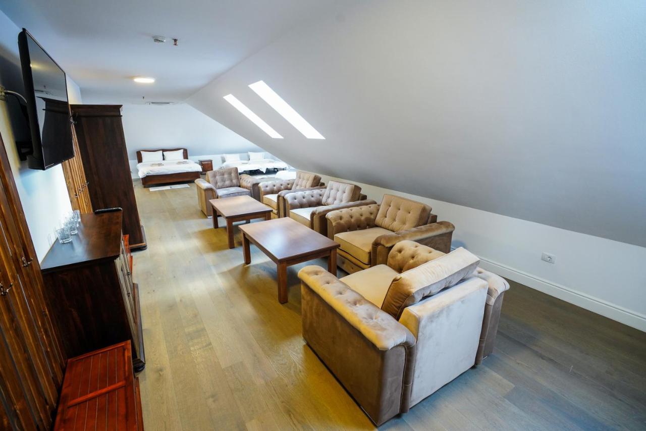 Hotel Yara Vişeu de Sus Extérieur photo
