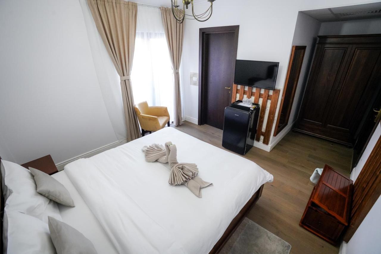 Hotel Yara Vişeu de Sus Extérieur photo